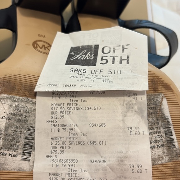 Michael Kors women's size 8 mule Black sandals leather Gently worn. - Picture 13 of 13